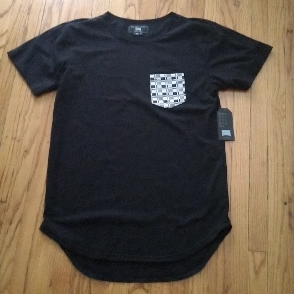 Tee shirt